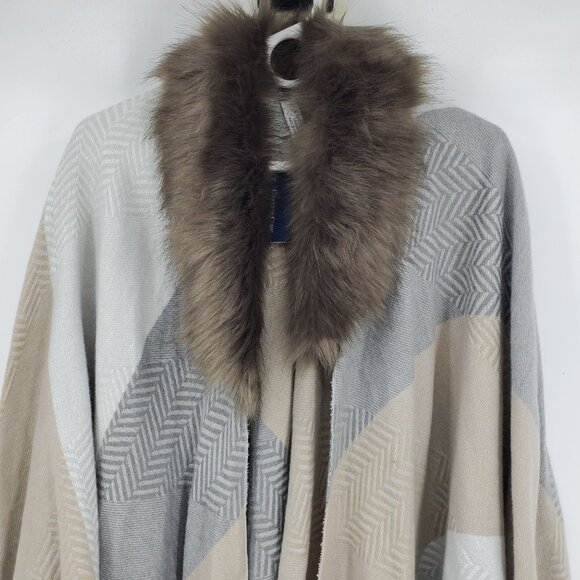 NWT Charter Club Faux Fur Trim Neutral Winter Striped Sweater Poncho Faux Wrap - Picture 8 of 10